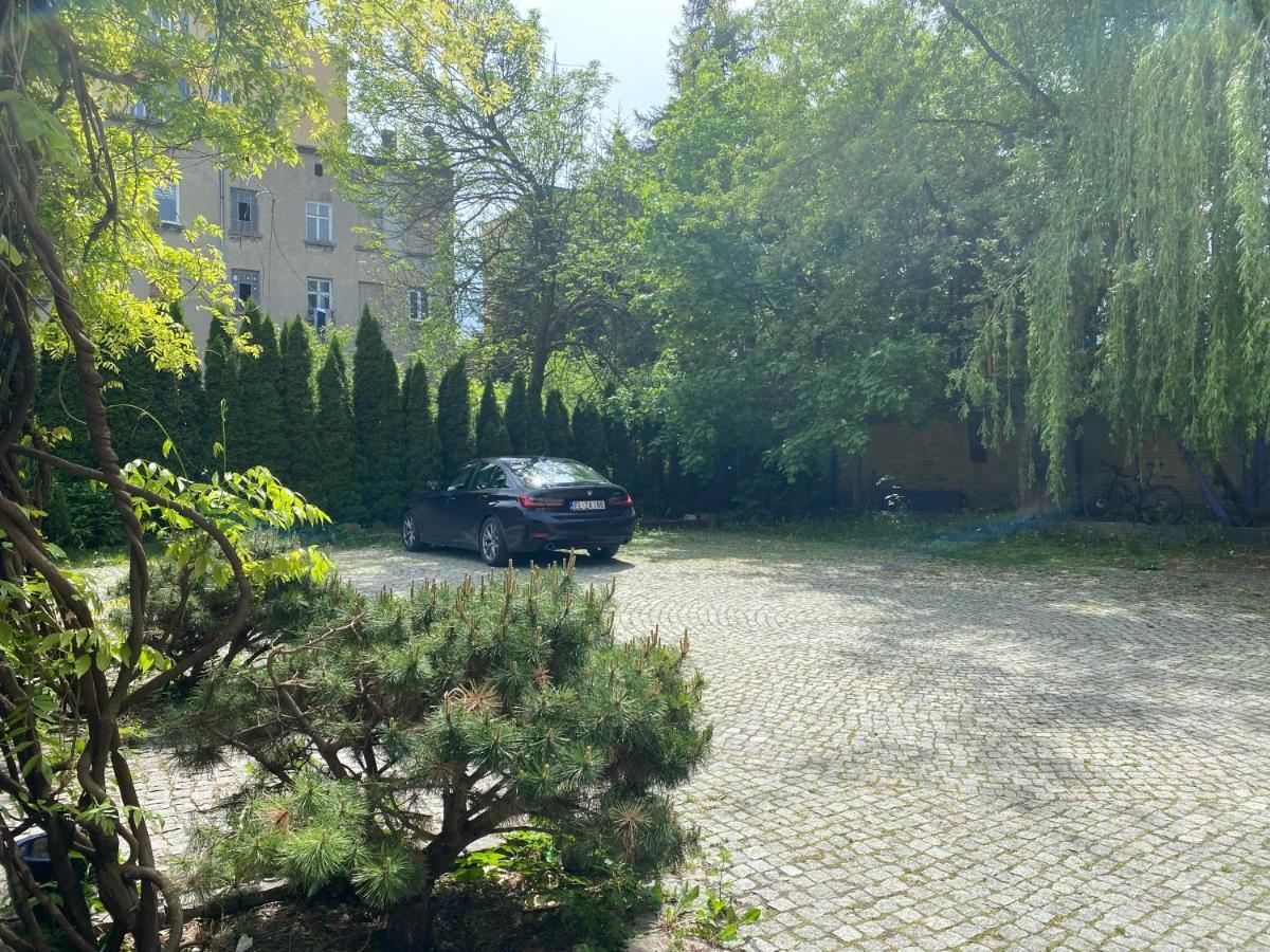 Apartmán Manufaktura Bakery, Penthouse 200M, Prywatna Kamienica, Parking Strzezony Lodž Exteriér fotografie