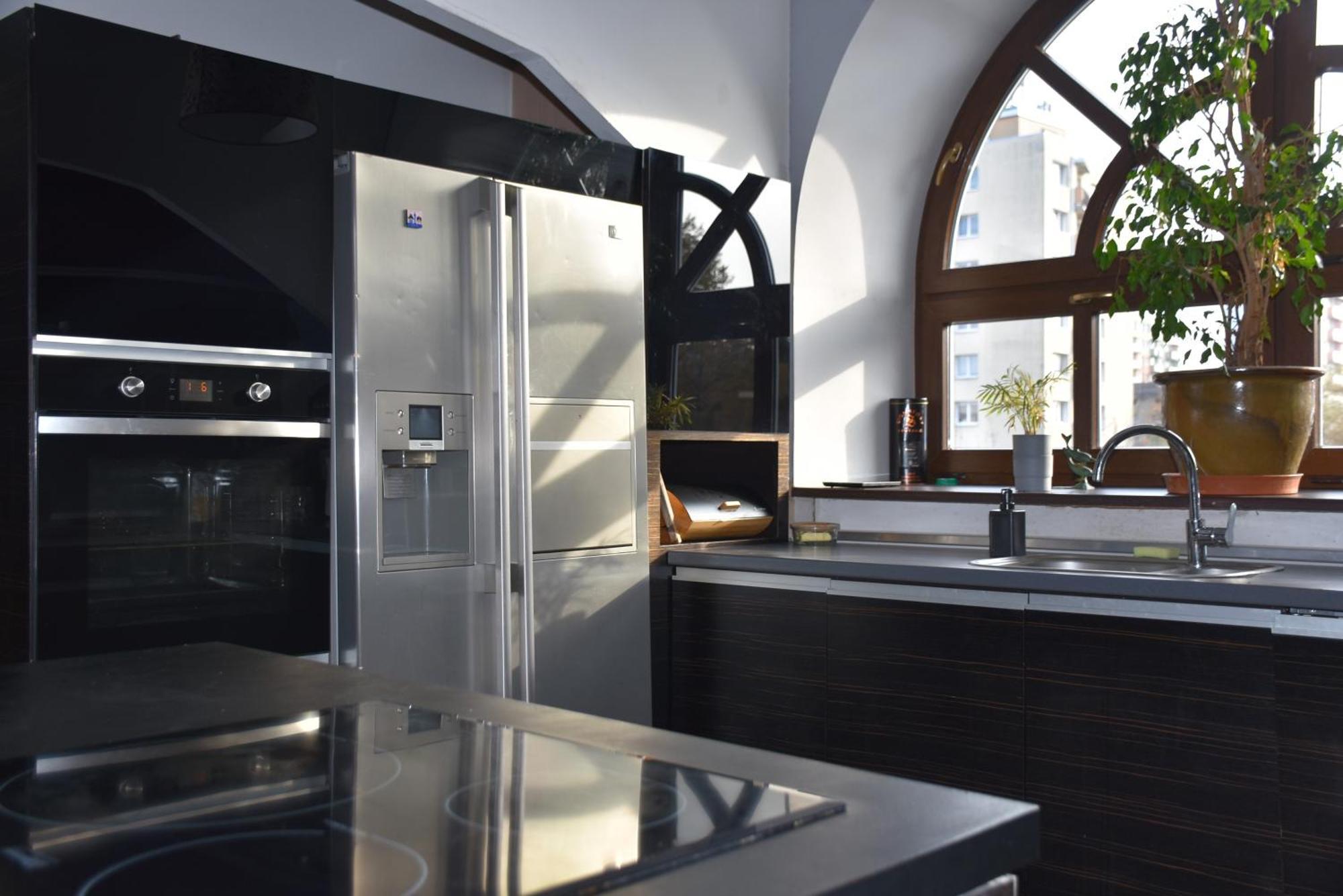 Apartmán Manufaktura Bakery, Penthouse 200M, Prywatna Kamienica, Parking Strzezony Lodž Exteriér fotografie