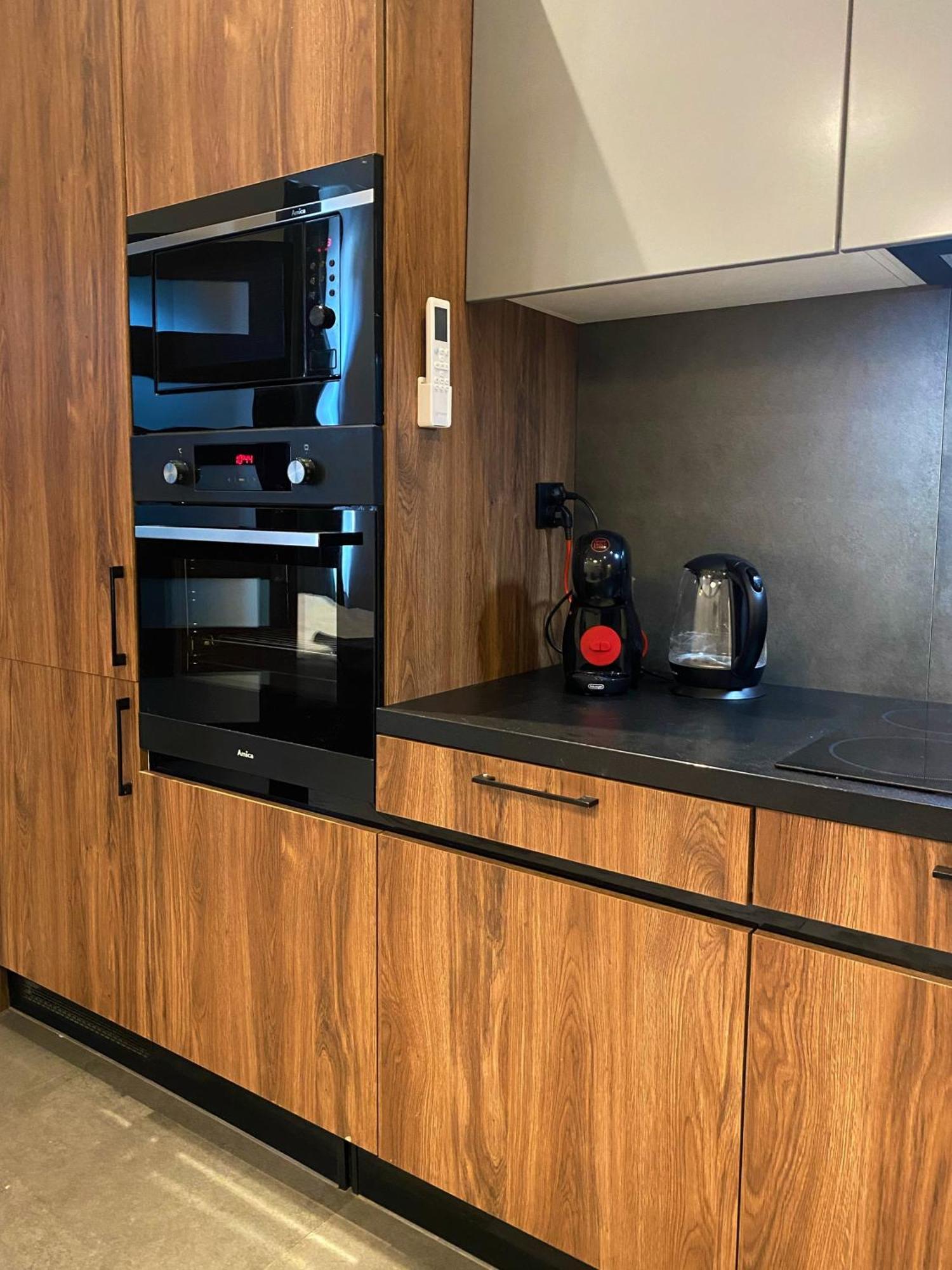 Apartmán Manufaktura Bakery, Penthouse 200M, Prywatna Kamienica, Parking Strzezony Lodž Exteriér fotografie